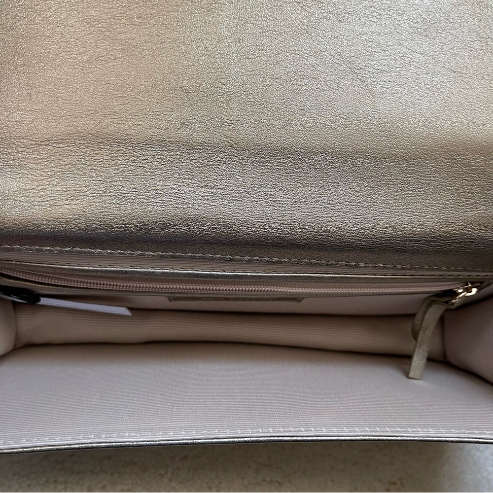 Ann Taylor Leather Handbag/Clutch Gold Chain With Mother Of Pearl Discs - Picture 5 of 15